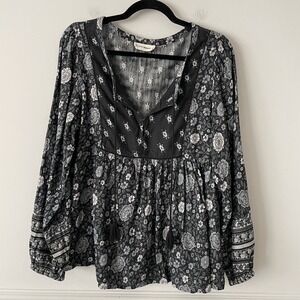 Floral Black and Gray Women's Top